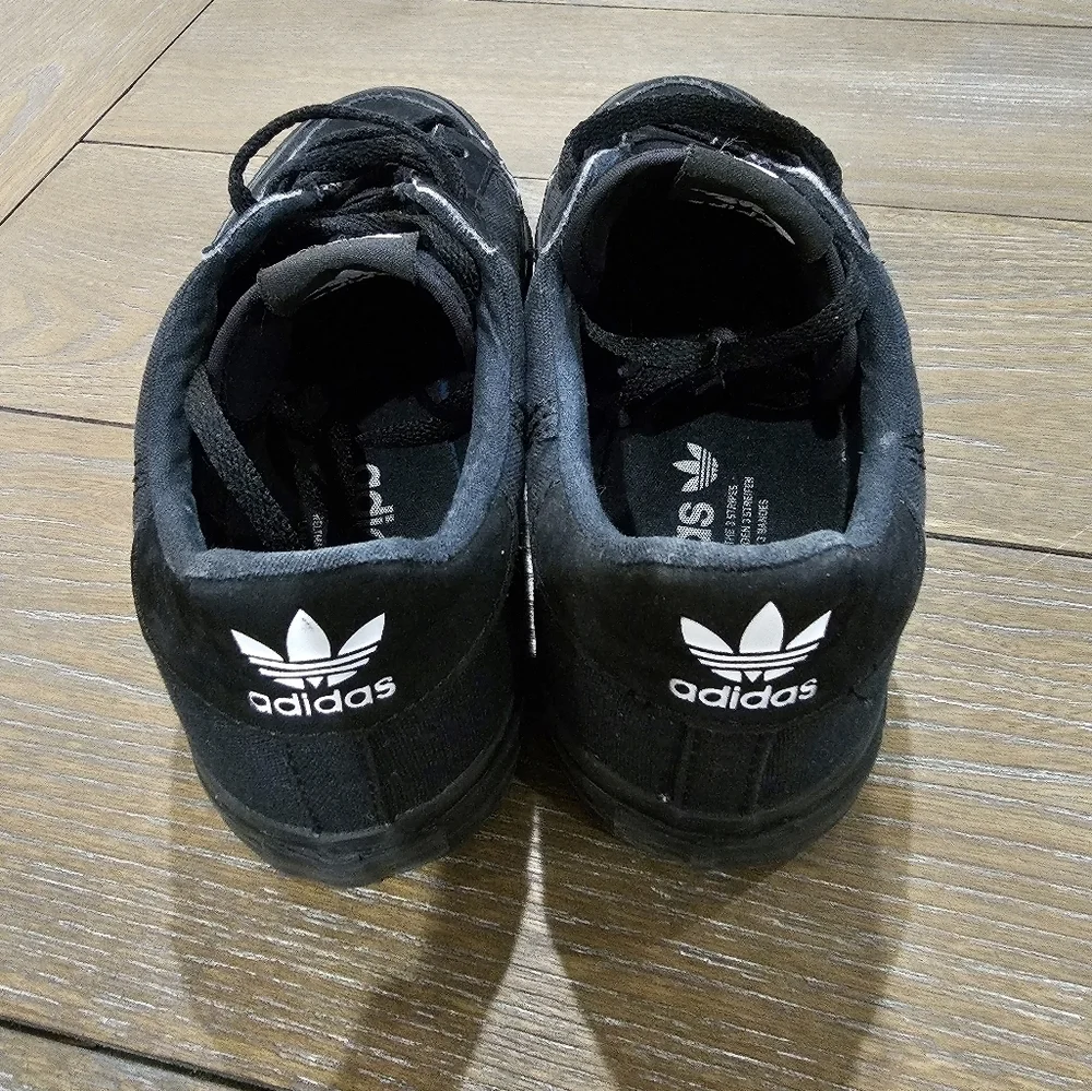 Adidas Sneaker, Black, Size 7